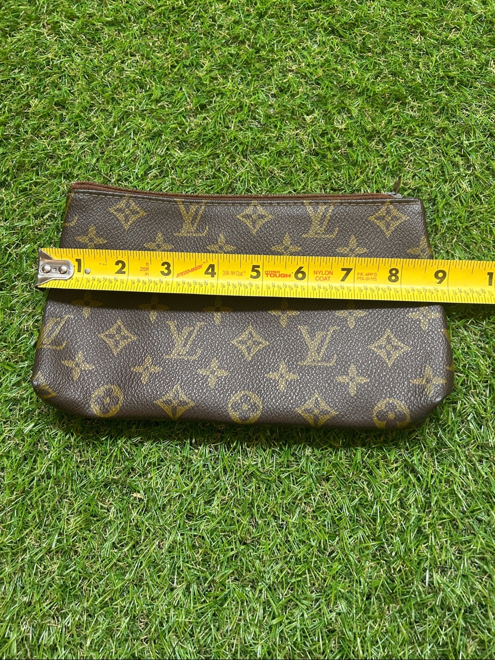 Authentic Louis Vuitton - Picture 5 of 8